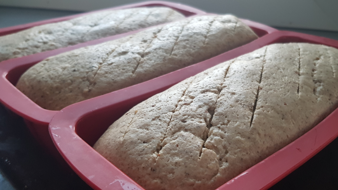 Saftig og glutenfritt surdeigsbrød